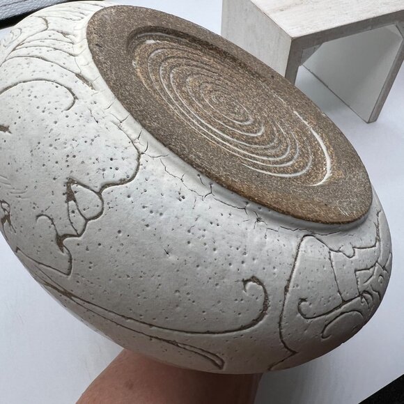 Ceramic Sgraffito Style Bowl - Picture 10 of 15